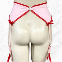Ruthie garter belt in Petal Pink
