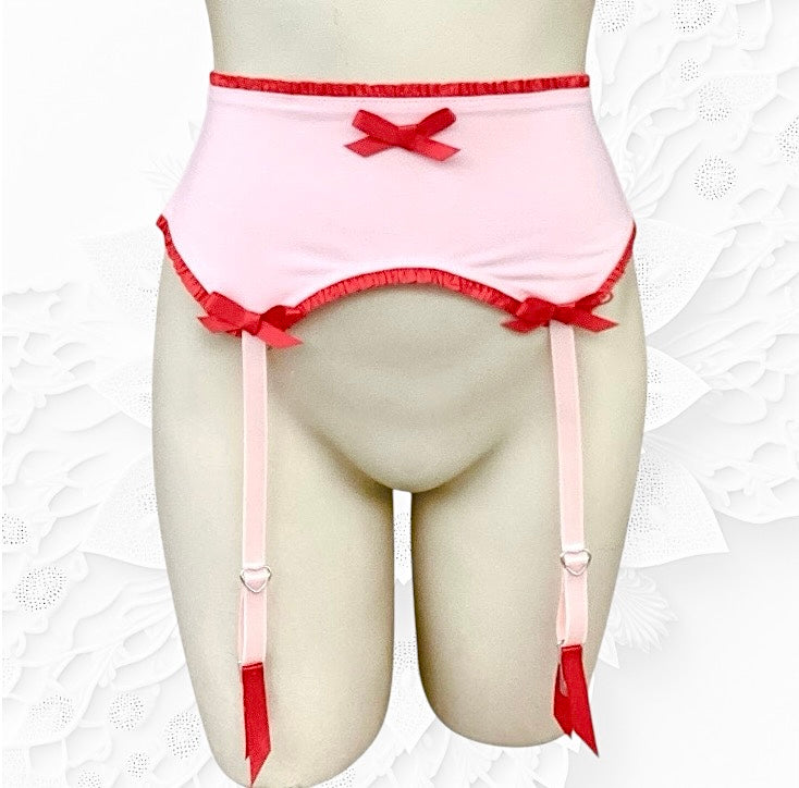 Ruthie garter belt in Petal Pink