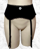 
              Maila garter belt in Noir
            