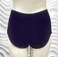 
              Greta 2.0 in Navy
            