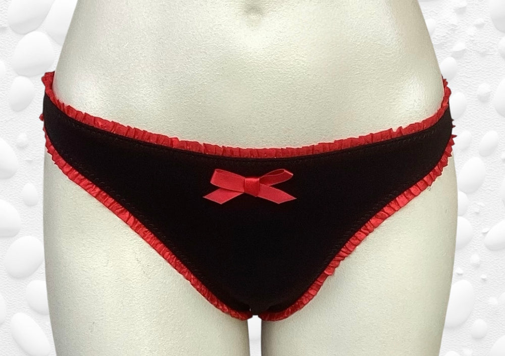 Hailey thong in Noir