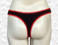 
              Hailey thong in Noir
            