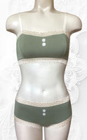 
              Chloe (hw) in Sage
            