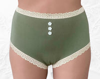 
              Chloe (hw) in Sage
            