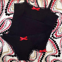 
              Rizzo camisole in noir
            